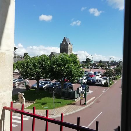 Gite Le Jour J Sainte-Mere-Eglise Exterior photo